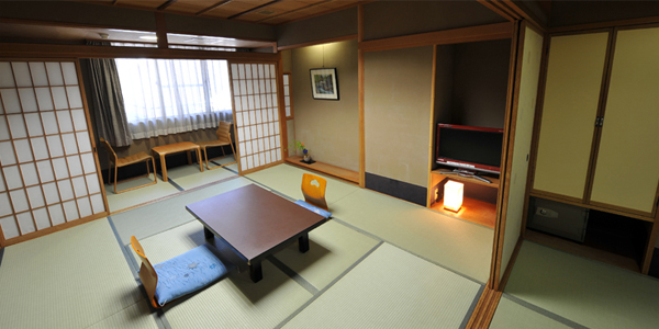 8+4 tatami mats rooms