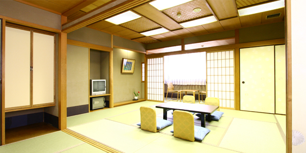 12+5 tatami mats rooms